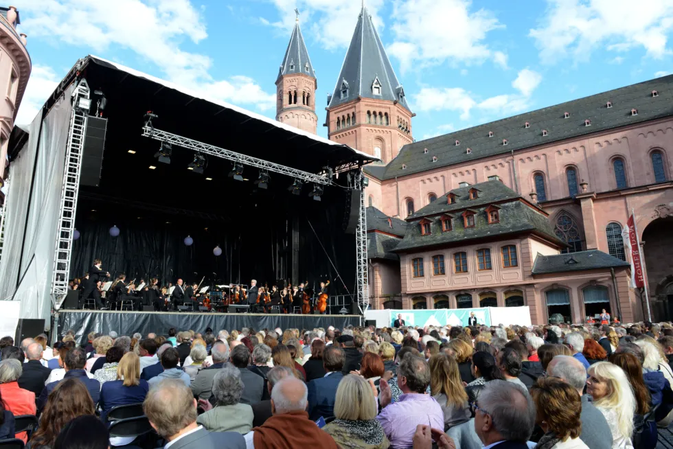 Räumliche Verlegung der 