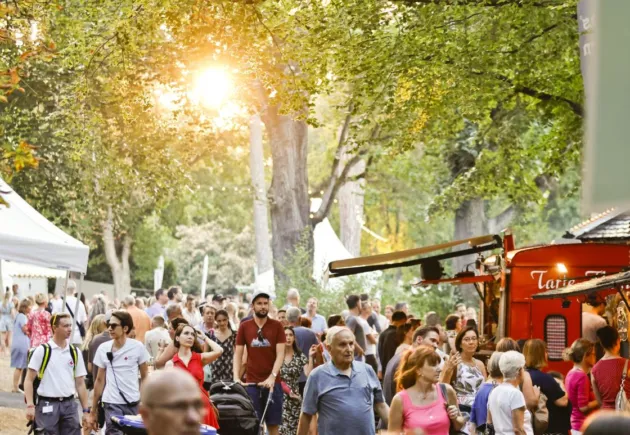 Veranstalter zieht positive Bilanz: Mainzer Weinmarkt 2022 mit vielen zufriedenen Besuchern und Ausstellern