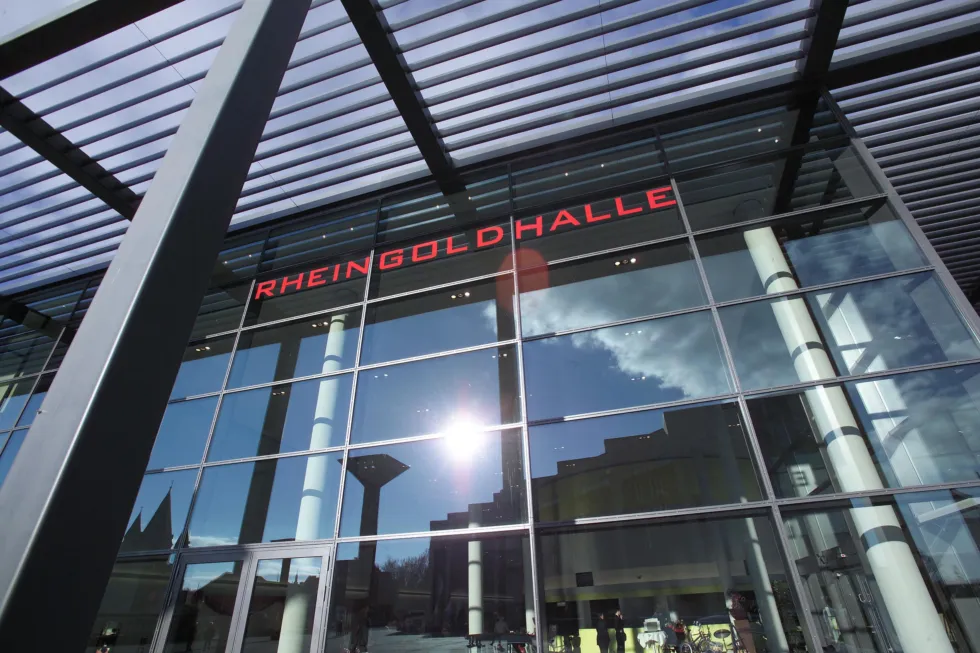 Brand in der Rheingoldhalle: Veranstaltungen im Mai und Juni können wie geplant durchgeführt werden