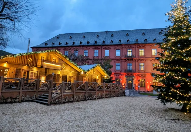 „Mainzer WinterZeit“–Märkte am Schillerplatz, am Hopfengarten und am Bahnhofsvorplatz und zusätzlich neu im Innenhof des Kurfürstlichen Schloss eröffnet