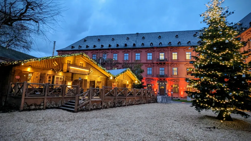 „Mainzer WinterZeit“–Märkte am Schillerplatz, am Hopfengarten und am Bahnhofsvorplatz und zusätzlich neu im Innenhof des Kurfürstlichen Schloss eröffnet